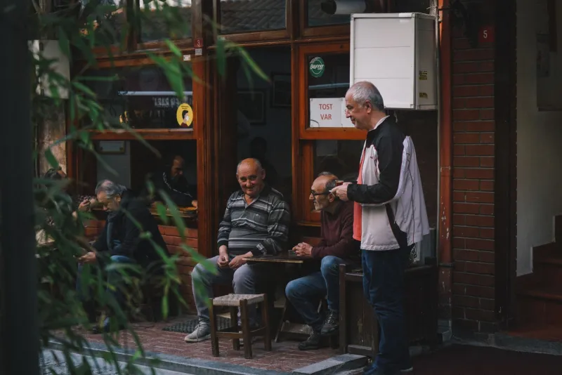 How a Single Conversation in Waterstown Can Fill a Venue Overnight